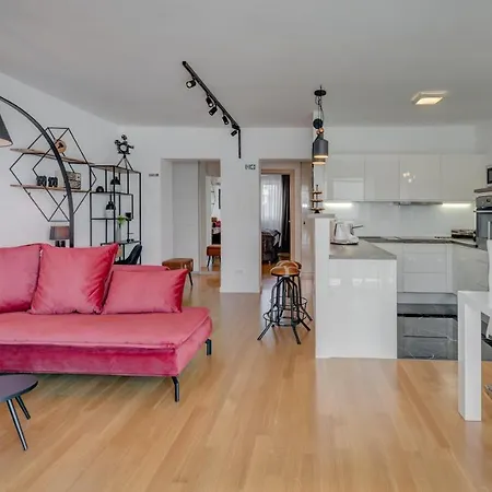 Апартаменты Paparazzi